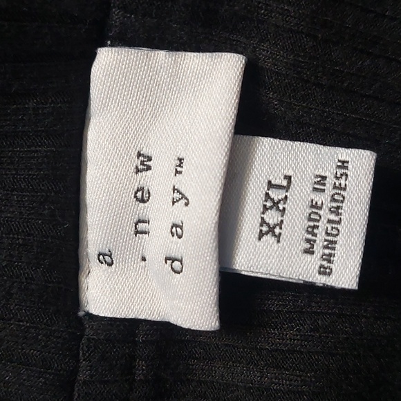 A New Day Womens Top XXL Sleeveless Cowl Neck Ribbed Black - Picture 5 of 5